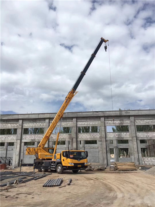 太湖县吊装作业前会做设备检查吗？安全保障措施有哪些？
